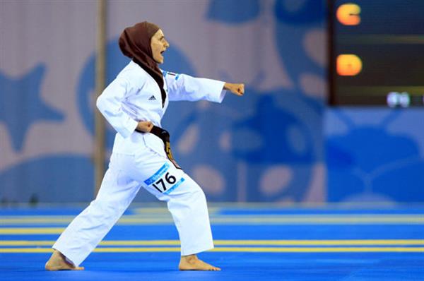 Iran female karate fighter wins gold at AFK tourney